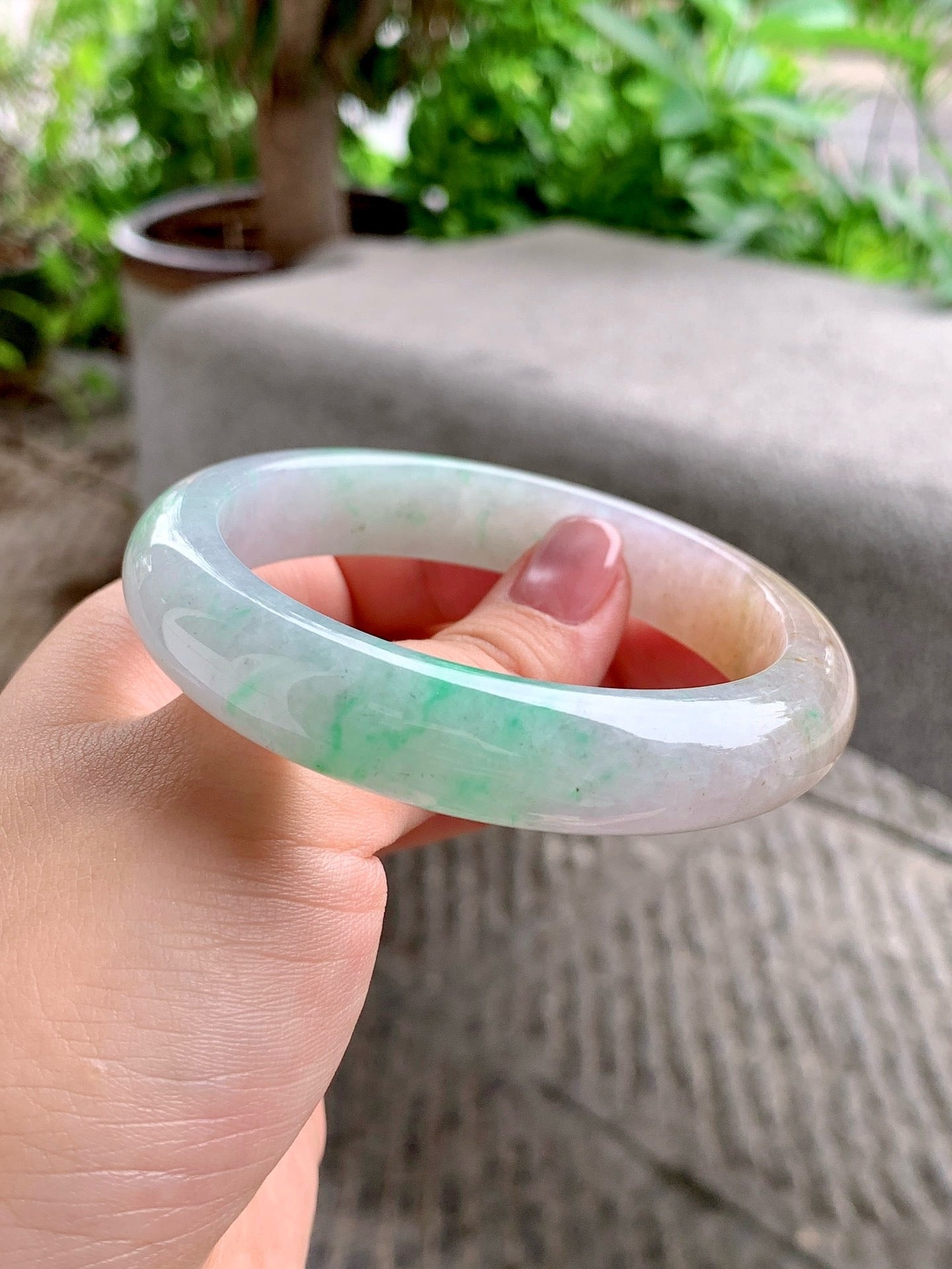Yuanjiu Jewelry – Natural Jadeite Bracelet, Yellow with Green ("Huang Jia Lü") – Rare and Noble Elegance