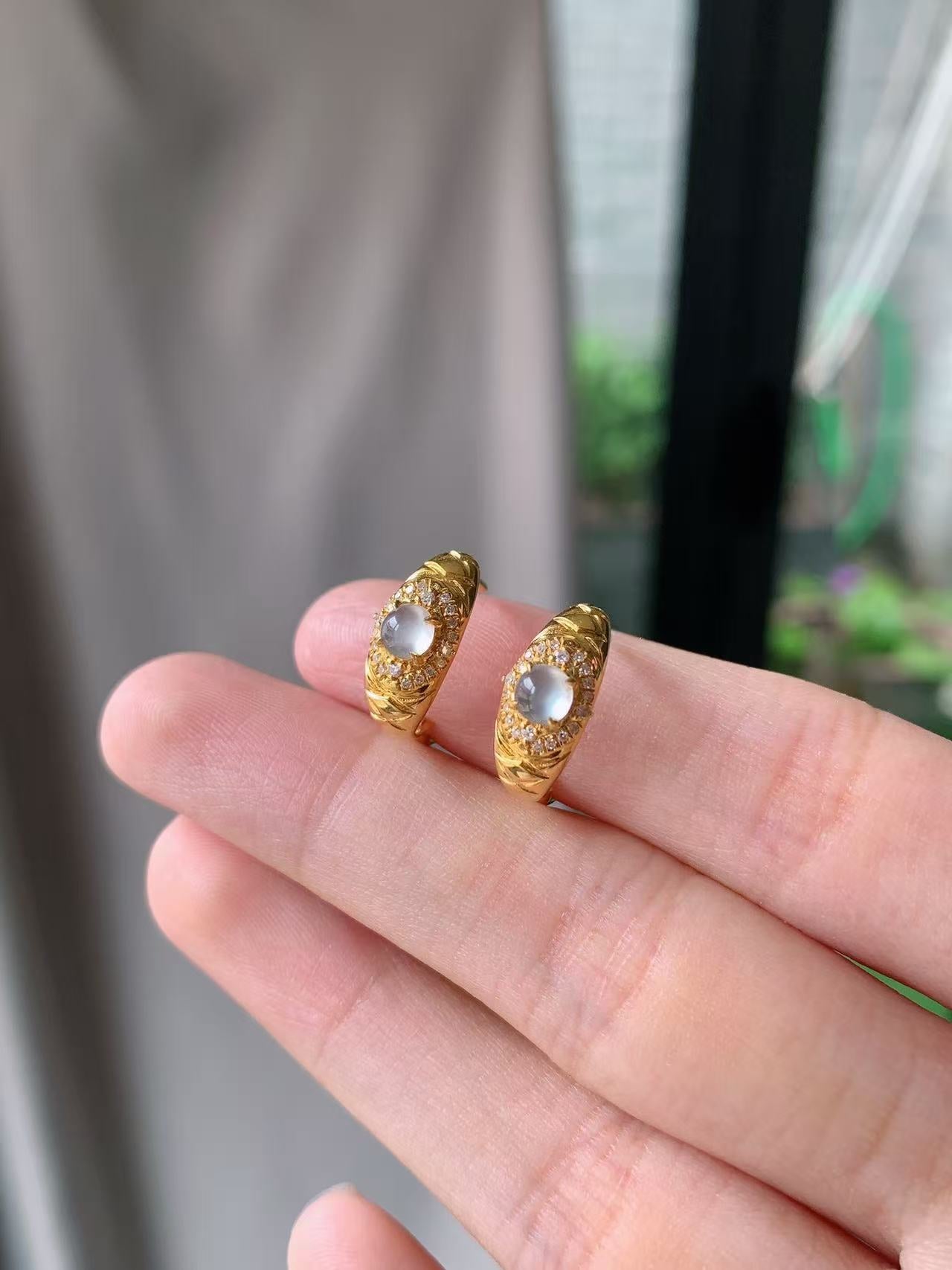 Yuanjiu Jewelry – Natural Jadeite Earrings, Icy Glass Cabochon Earrings, White Ice Jadeite Set in 18K Gold, Elegant and Exquisite