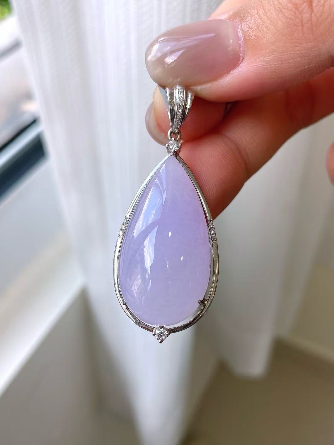 Yuanjiu Jewelry - Icy Purple Teardrop Jade Pendant with 18K Gold Setting, Elegant and Enchanting