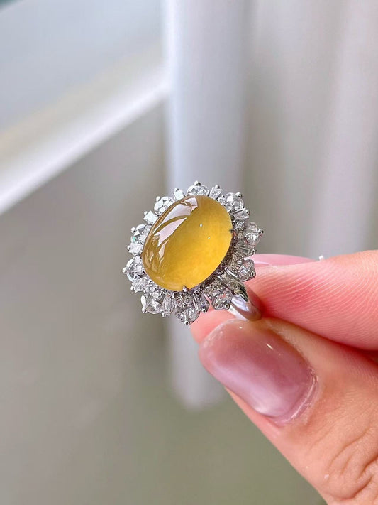 Yuanjiu Jewelry – Natural Icy Yellow Jadeite Ring, 18K Gold Inlaid Classic Design, Exquisite and Elegant