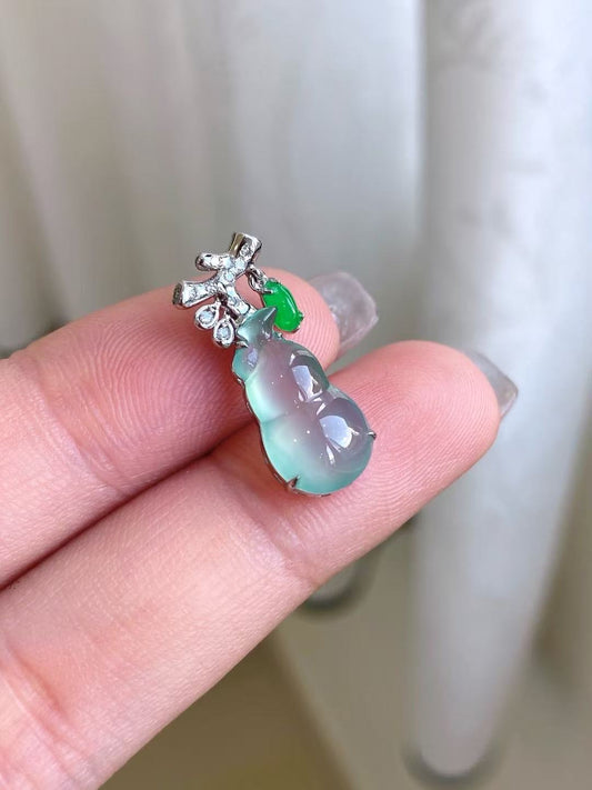 Yuanjiu Jewelry - Icy Aqua Gourd Jade Pendant with 18K Gold Setting and Vibrant Green Jade, Exquisite and Enchanting