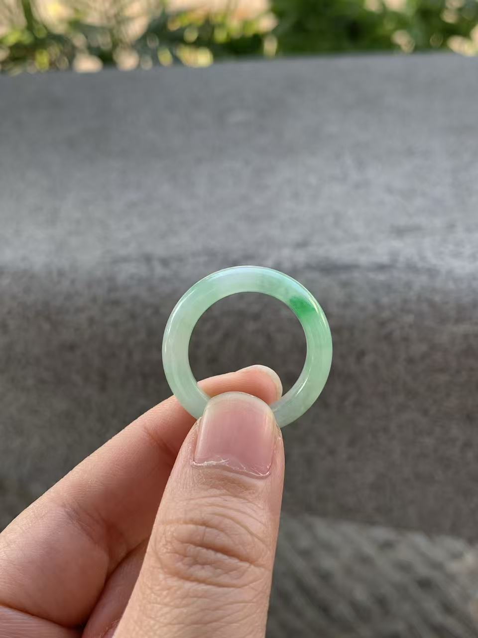Yuanjiu Jewelry - Natural Jadeite Ring with Floating Green, Elegant and Enchanting