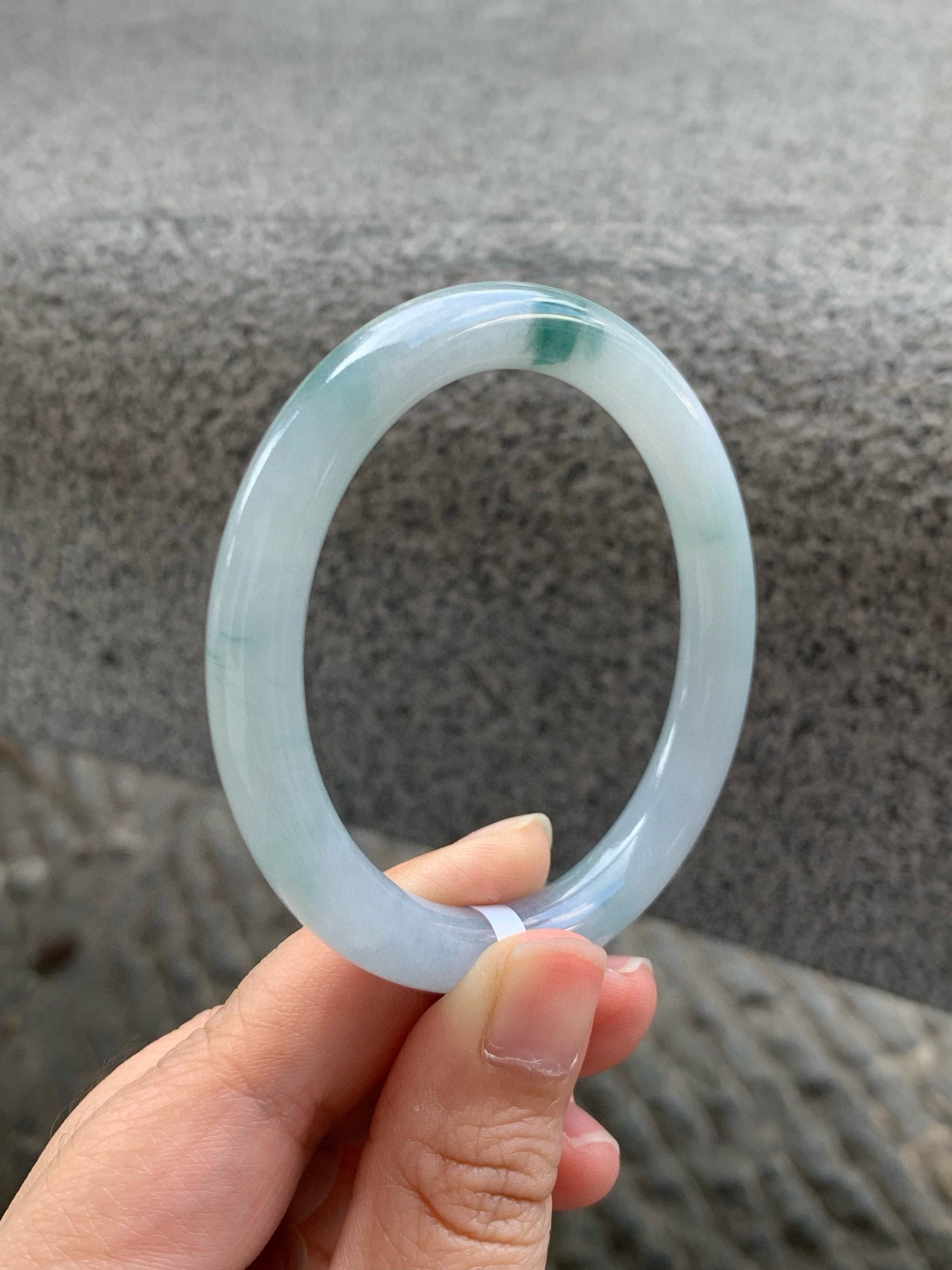 Yuanjiu Jewelry - Natural "Floating Floral" Jadeite Bracelet, Elegantly Poetic. SIZE 52