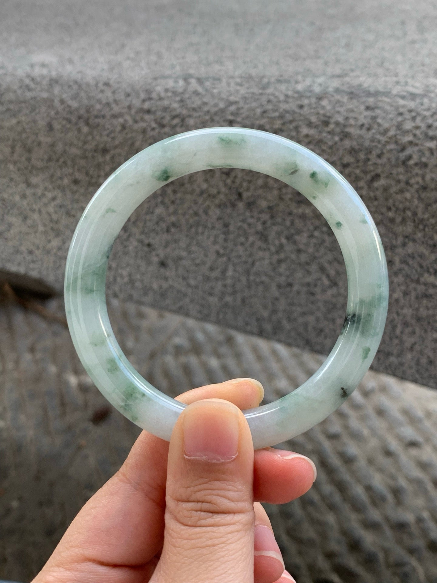 Yuanjiu Jewelry - Natural "Floating Floral" Jadeite Bracelet, Elegantly Poetic.SIZE 55.6