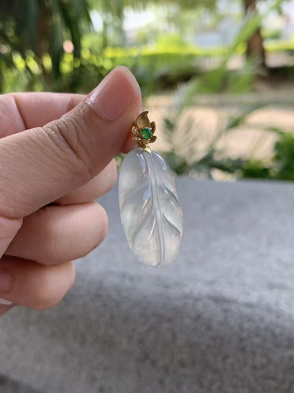 Yuanjiu Jewelry - Natural Icy White Jadeite Leaf Pendant with Vibrant Green Jadeite in 18K Gold, Exquisitely Elegant