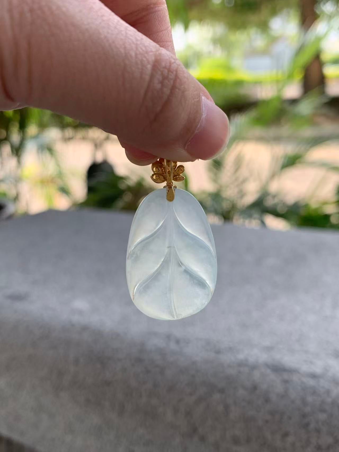 Yuanjiu Jewelry - Natural Icy White Jadeite Leaf Pendant with Vibrant Green Jadeite in 18K Gold, Exquisitely Elegant