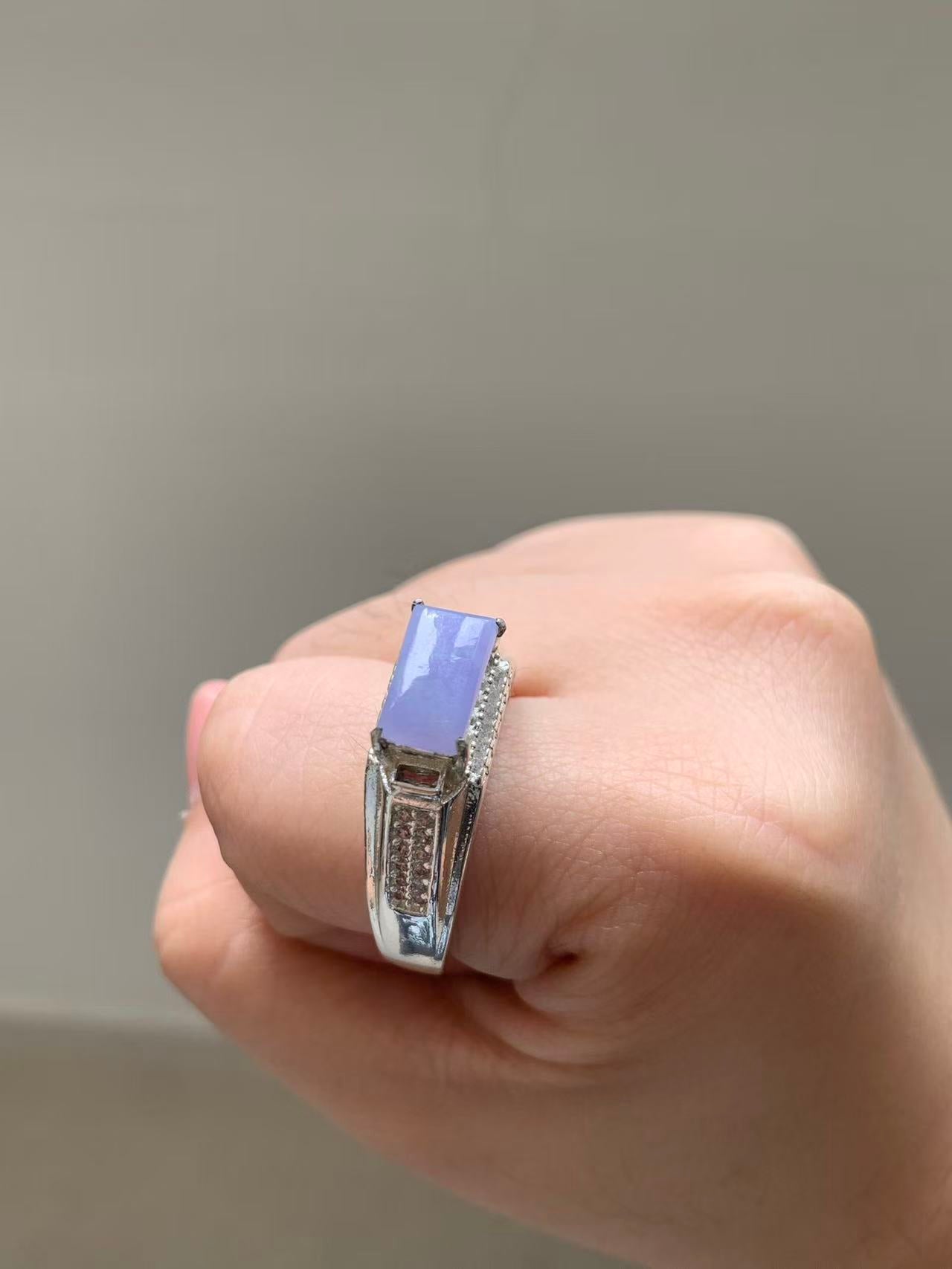 Yuanjiu Jewelry - Natural Lavender Jadeite Cabochon Ring, Elegant and Graceful