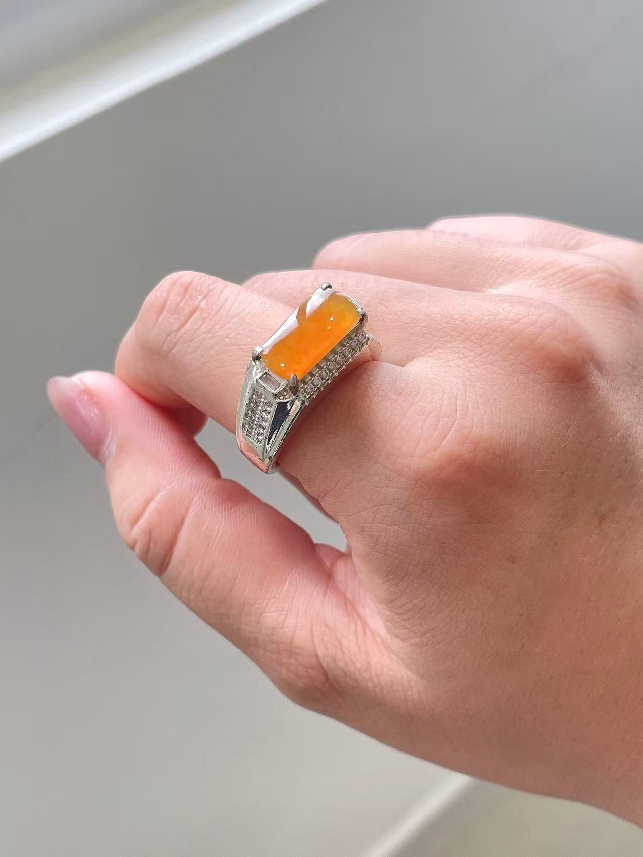 Yuanjiu Jewelry - Natural Yellow Jadeite Cabochon Ring, Enchantingly Charming