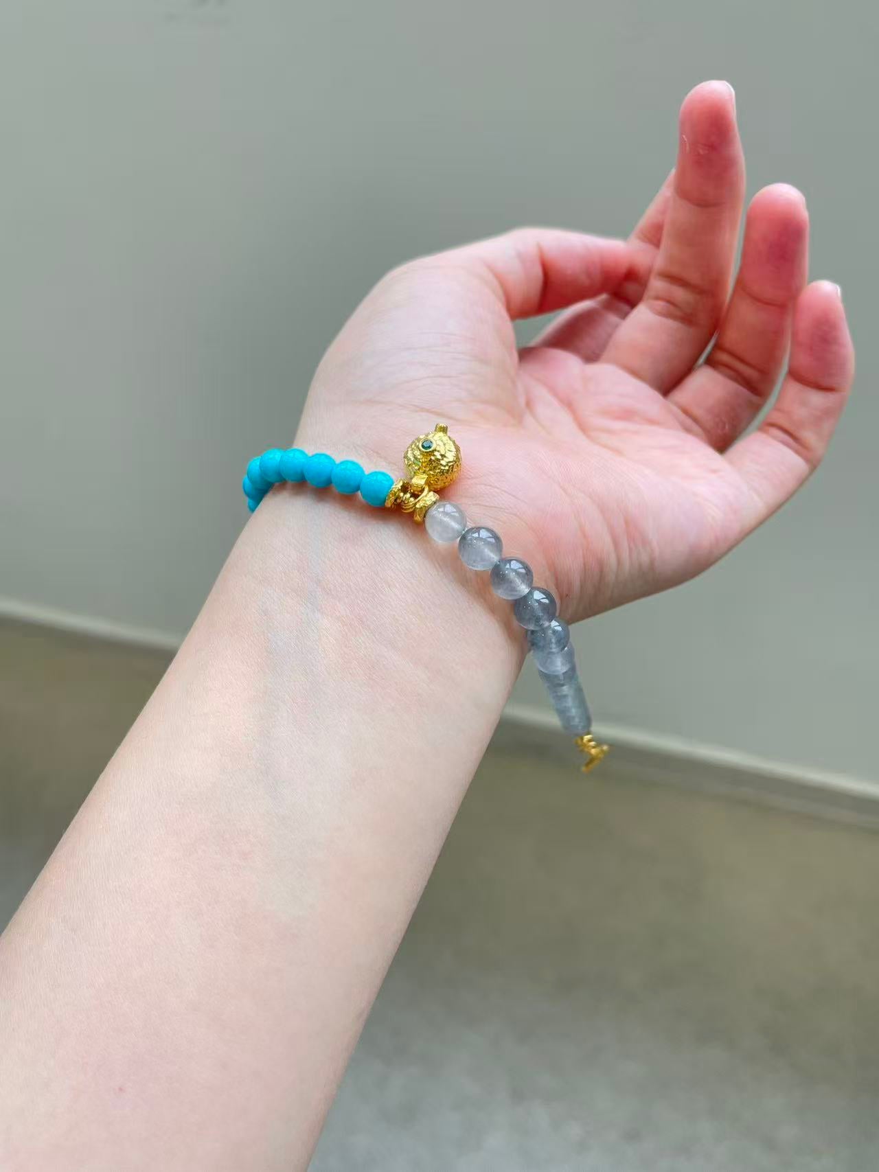 Yuanjiu Jewelry - Natural Icy 'Black Chicken' Jadeite & Turquoise Bracelet, 18K Gold Clasp, Exquisitely Elegant