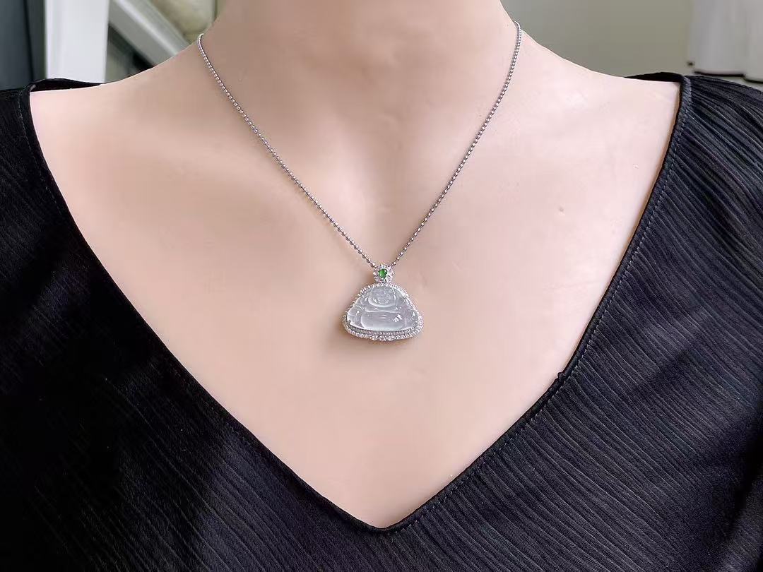 Yuanjiu Jewelry - Natural High Ice Buddha Pendant with Vibrant Green Jadeite in 18K Gold, Elegant and Beautiful
